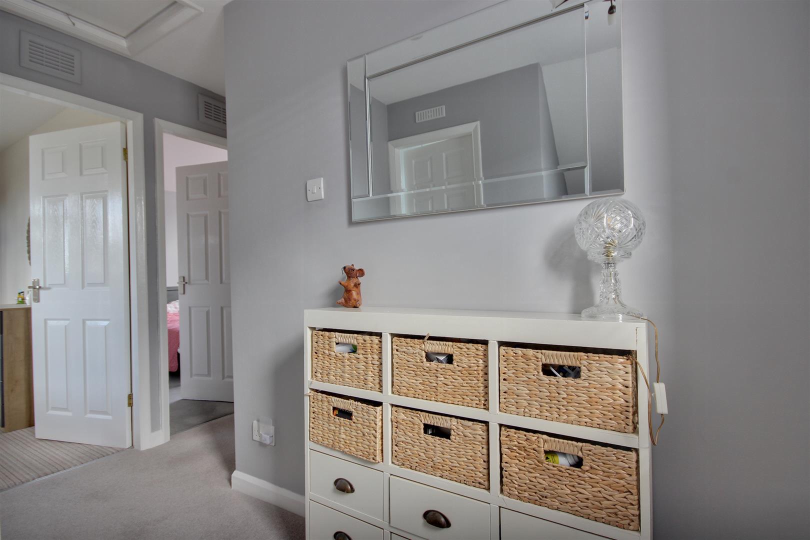 Barley Gate, Leven